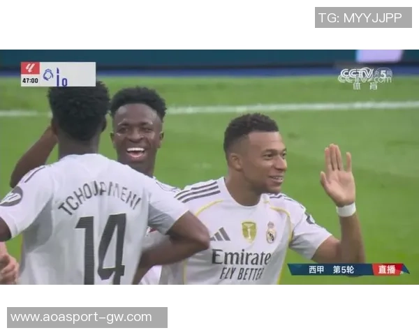 世体：维尼修斯已经拿出最佳状态，如今正和阿韦洛亚迎来蜜月期